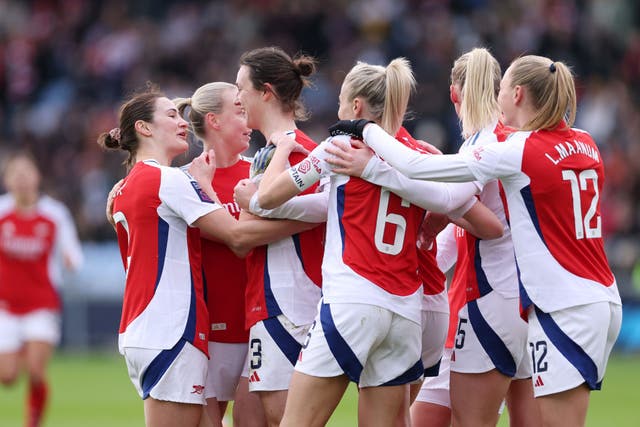 <p>Arsenal won a seven-goal thriller against Man City </p>