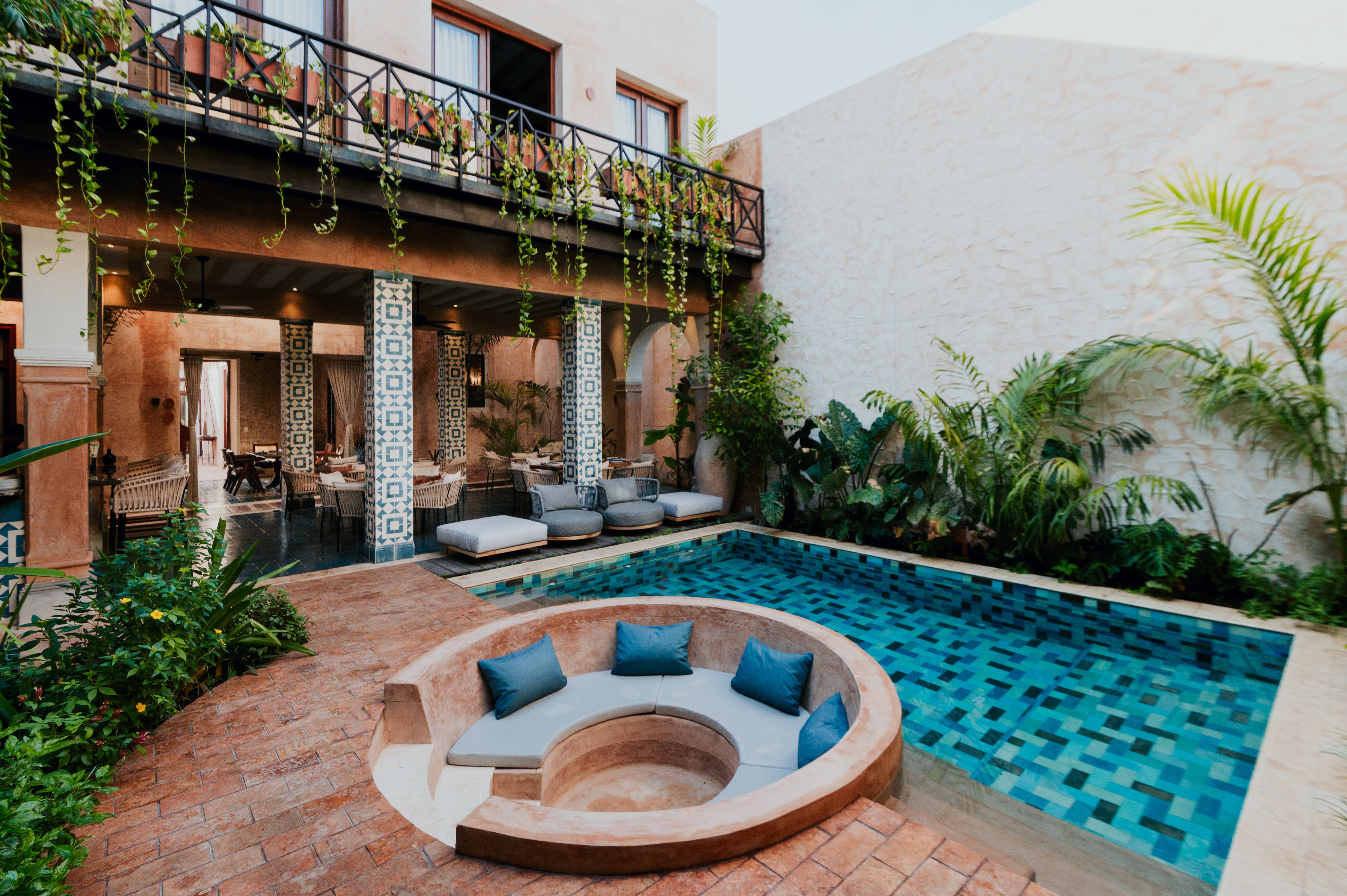 A 19th-century mansion turned boutique hotel, Cigno has retained a luxurious feel