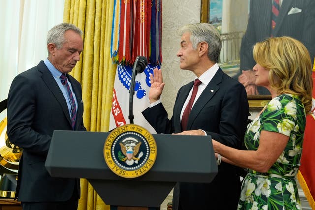 <p>Health and Human Services Secretary Robert F. Kennedy Jr., from left, swears in Dr. Mehmet Oz to be Administrator of the Centers for Medicare and Medicaid Services. A young girl fainted during the swearing in ceremony</p>