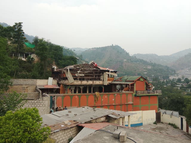 <p>A view of the destruction of Bilal Mosque after missile strikes by India in Muzaffarabad, capital of Pakistan-occupied Kashmir</p>